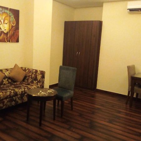 Hotel The Vilana A Unit Of Jg Developers Rishikesh Exterior photo